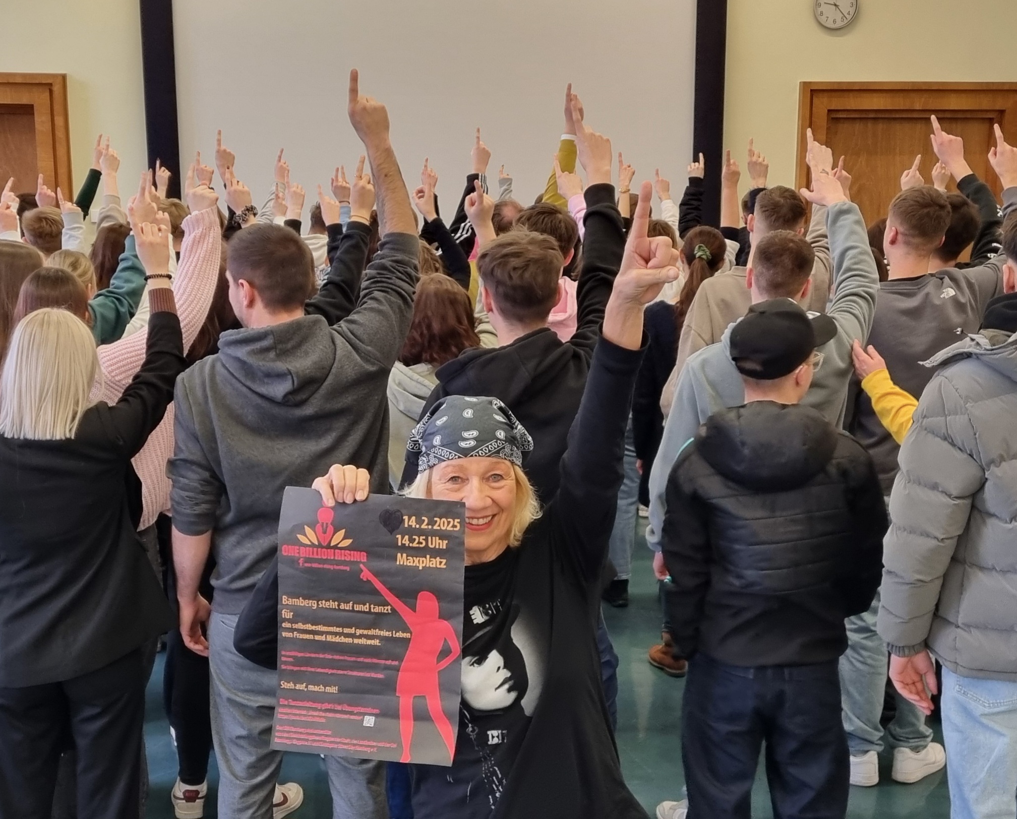 „One Billion Rising“ – Unsere Schule tanzt gegen Gewalt an Frauen